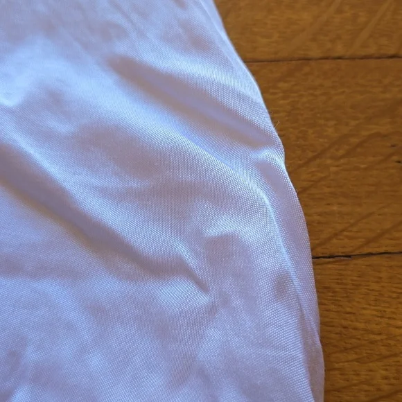 Nation LTD, White Short Sleeve Satiny T-Shirt, EUC, Women's M - Picture 9 of 13